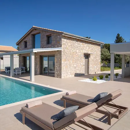 빌라 Ilania Luxury Tsoukaládhes