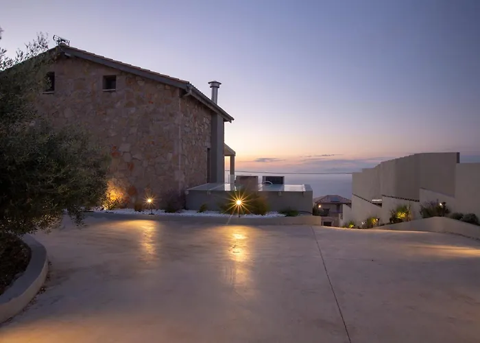 Ilania Luxury فيلة Tsoukaládhes