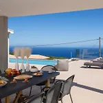 Villa Ilania Luxury Cukaládesz