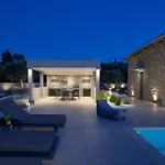 Villa Ilania Luxury Cukaládesz