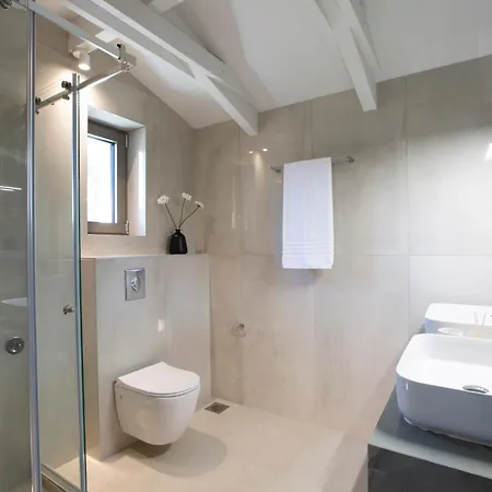 Ilania Luxury Vila