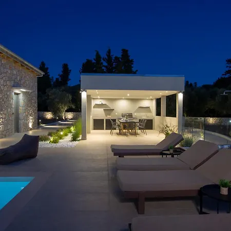 Луксозна вила Ilania Luxury *